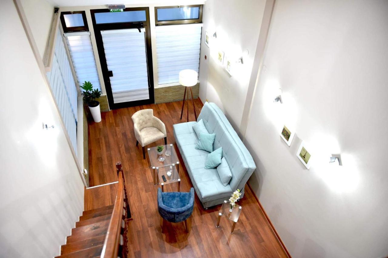 Apartman Royal Gornji Milanovac Bagian luar foto